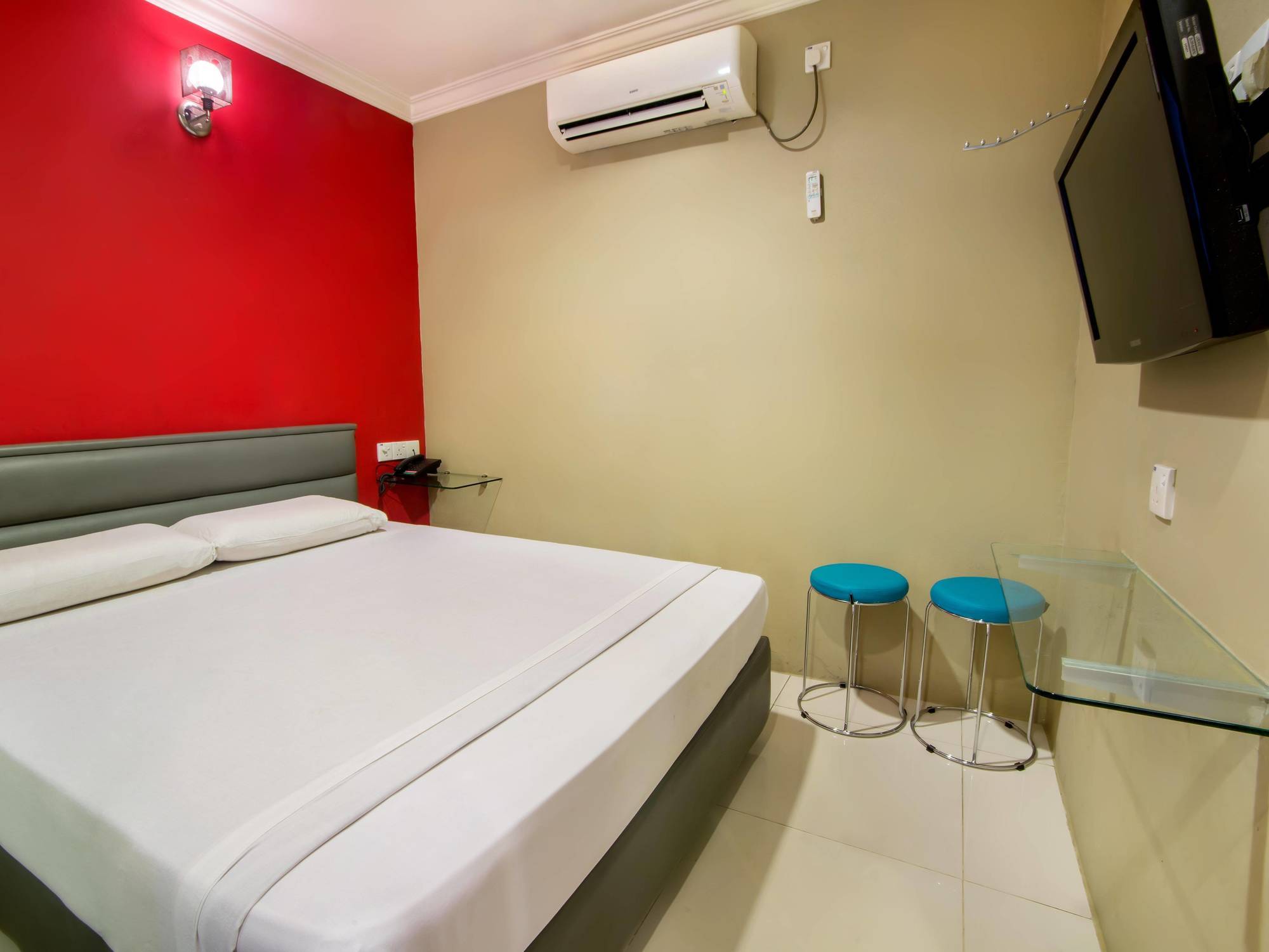 Dju Dju Hotel Batam Экстерьер фото