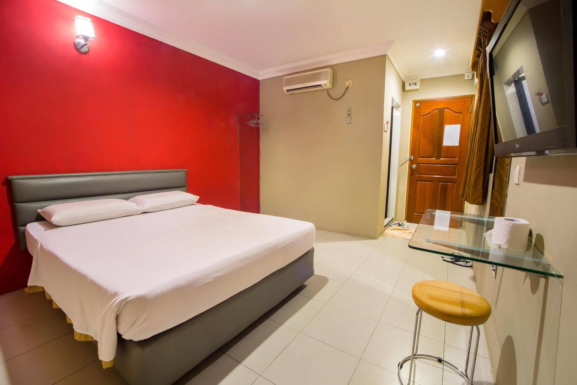 Dju Dju Hotel Batam Экстерьер фото