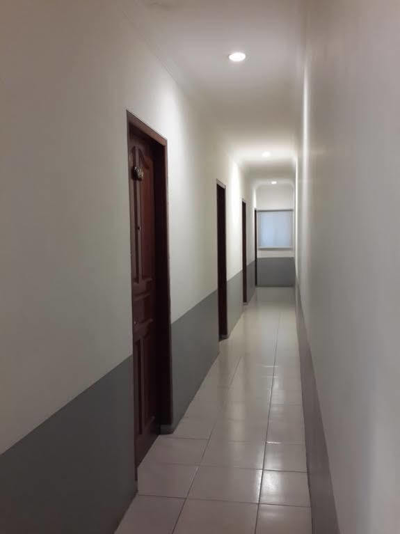 Dju Dju Hotel Batam Экстерьер фото
