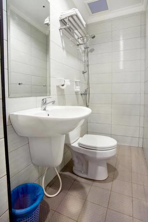 Dju Dju Hotel Batam Экстерьер фото